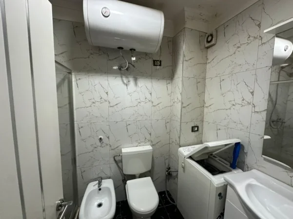 Tirane, shitet apartament 2+1+Ballkon Kati 2, 119 m² 200.000 € 