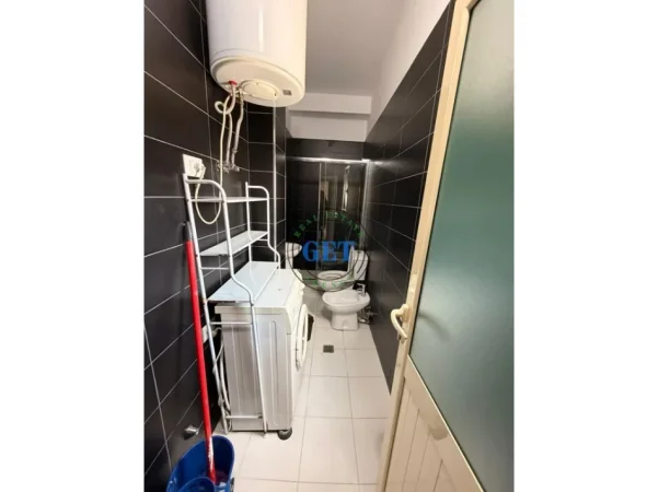 Durres, jepet me qera apartament 2+1 Kati 3, 75 m² 320 € (Ish Kenet)
