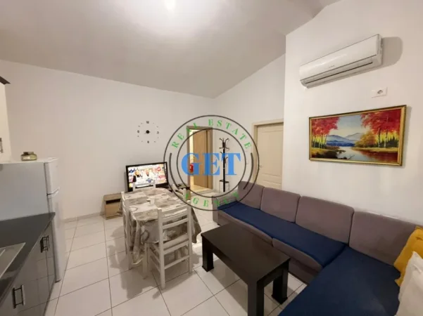 Durres, jepet me qera apartament 2+1 Kati 3, 75 m² 320 € (Ish Kenet)