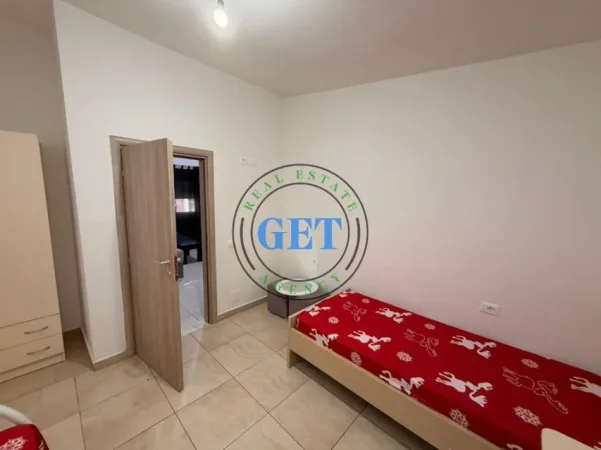 Durres, jepet me qera apartament 2+1 Kati 3, 75 m² 320 € (Ish Kenet)