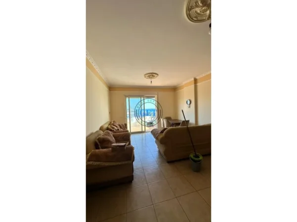 Durres, jepet me qera apartament 2+1 , 90 m² 400 € (Plazh Iliria)