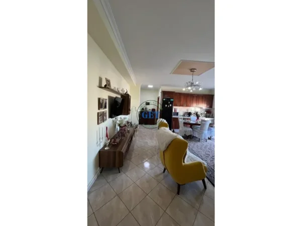 Durres, shitet apartament 2+1 Kati 7, 120.000 € 