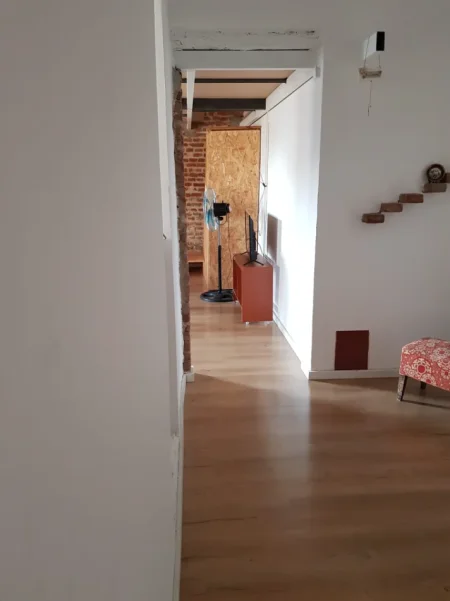 Tirane, jepet me qera Garsioner, Kati 3, 40m² ,Çmimi 500 €,  tek Rruga Durrësit, Tiranë