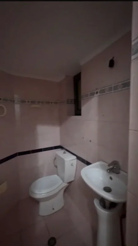 Tirane, shitet apartament 3+1 Kati 2, 138 m² 16.900.000 LEKE (SELITE PRANE SHKOLLES MARLIN BARLETI)