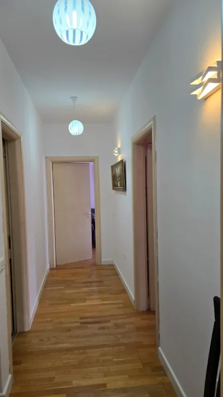 Tirane, shitet apartament 2+1 Kati 4, 110 m² 181.500 € 