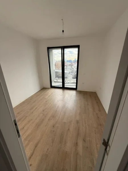 Tirane, jepet me qera apartament 1+1 Kati 3, 69 m² 550 € 