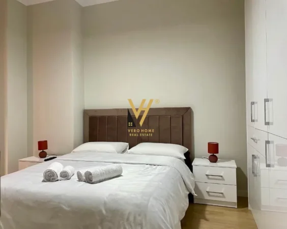 Tirane, jepet me qera apartament 1+1+Ballkon Kati 2, 50 m² 650 € (MUHAMET GJOLLESHA)