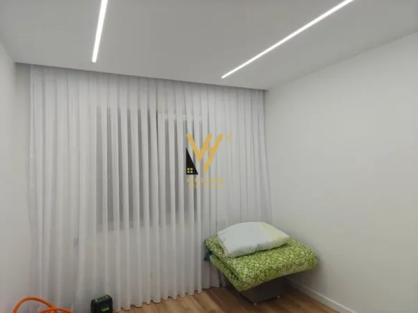 Tirane, shitet apartament 2+1+Ballkon Kati 8, 96 m² 145.000 € (UNIVERS CITY)