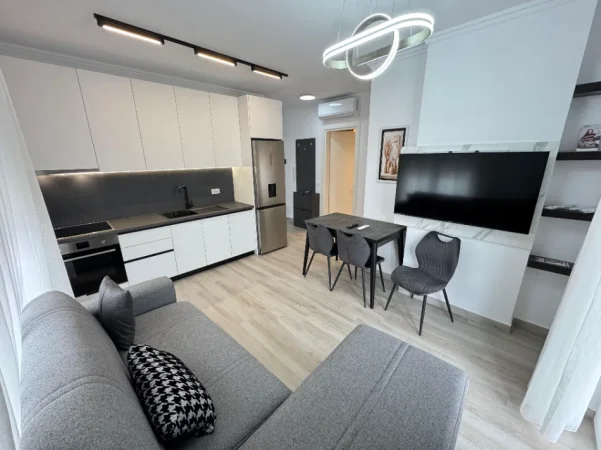 Tirane, jepet me qera apartament 2+1 , (jordan misja)
