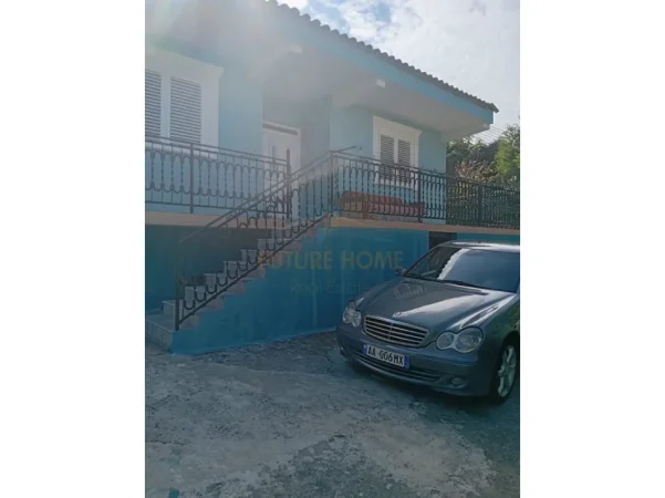 Tirane, shitet shtepi 1 Katshe Kati 1, 500 m² 150.000 € (BABRRU)