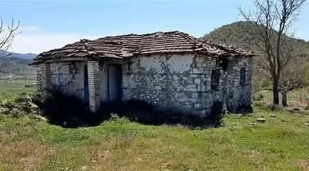Tirane, shitet nga Pronari, pa-komision shtepi 1 Katshe Kati 0, 1.600 m² 105.000 € (baldushk)