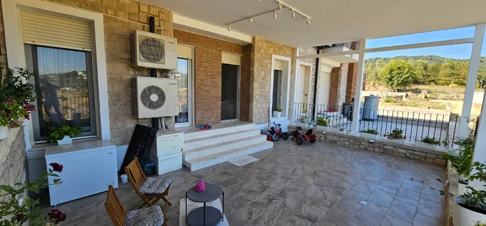 Tirane, shitet apartament 3+1+Aneks+Ballkon Kati 0, 165 m² 450.000 €