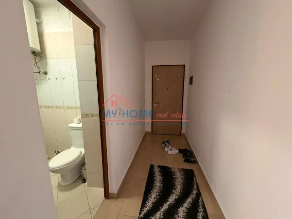 Tirane, jepet me qera apartament 1+1+Ballkon Kati 4, 63 m² 700 € (Kopeshti Botanik)