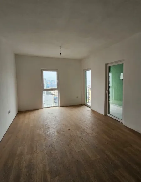 Tirane, shitet apartament 2+1 Kati 2, 95 m² 125.000 € (tirana entery)
