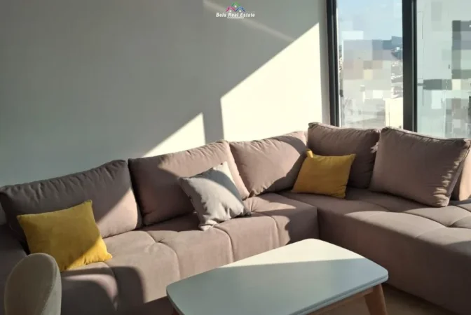 Tirane, jepet me qera apartament 2+1 Kati 6, 94 m² 630 € (Rruga Xhanfize Keko)