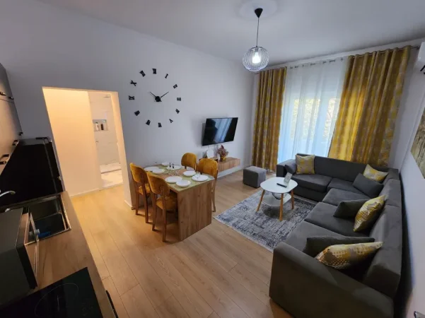 Tirane, shitet apartament 2+1+Ballkon Kati 5, 116 m² 265.000 € 