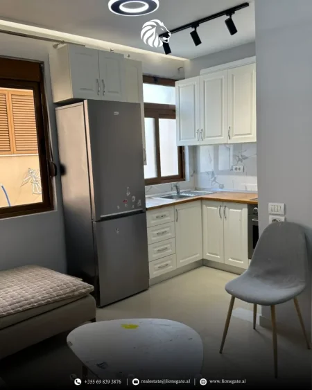 Tirane, jap me qera apartament 1+1 , 520 € 