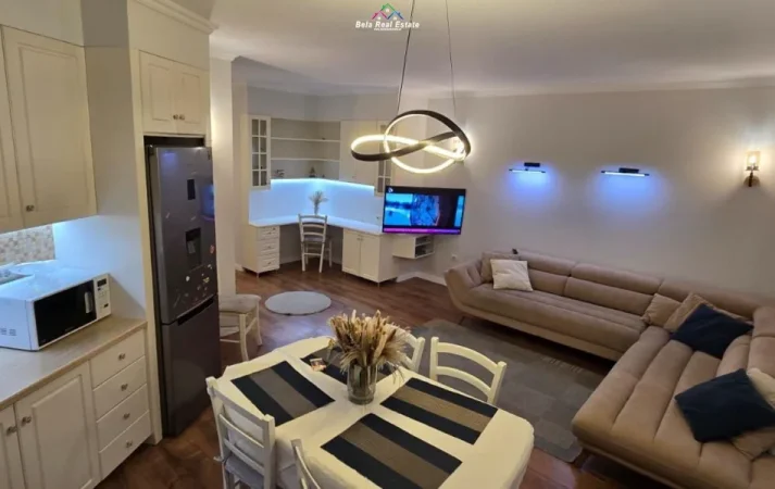 Tirane, jepet me qera apartament 3+1 Kati 2, 118 m² 900 € (rruga e zallit)