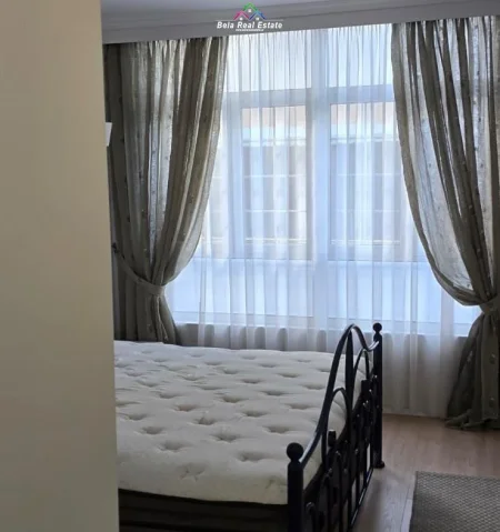 Tirane, jepet me qera apartament 3+1 Kati 2, 118 m² 900 € (rruga e zallit)