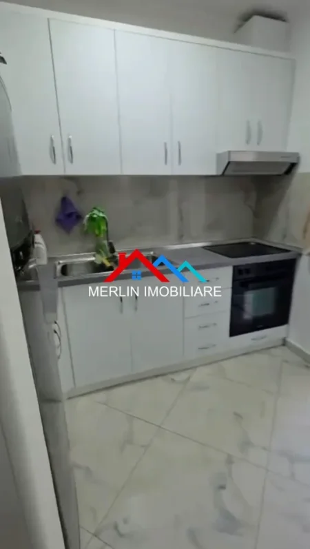 Tirane, jepet me qera apartament 1+1+Ballkon Kati 2, 53 m² 470 € (RRUGA KONGRESI I MANASTIRIT)