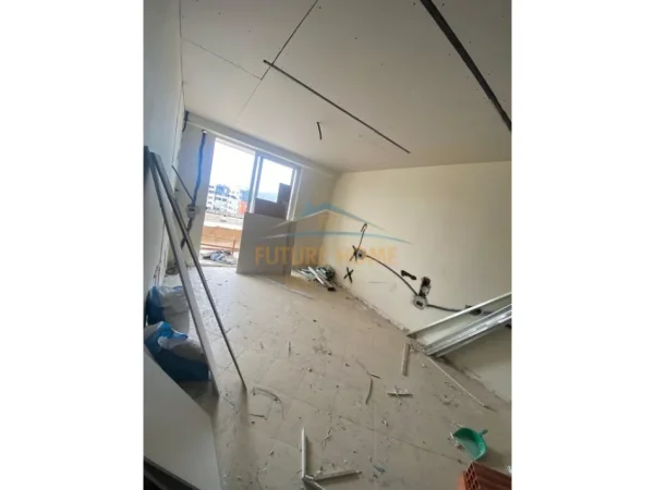 Tirane, shitet apartament 2+1 Kati 9, 96 m² 160.000 € (Unaza e re pranë Bar " Bohem")