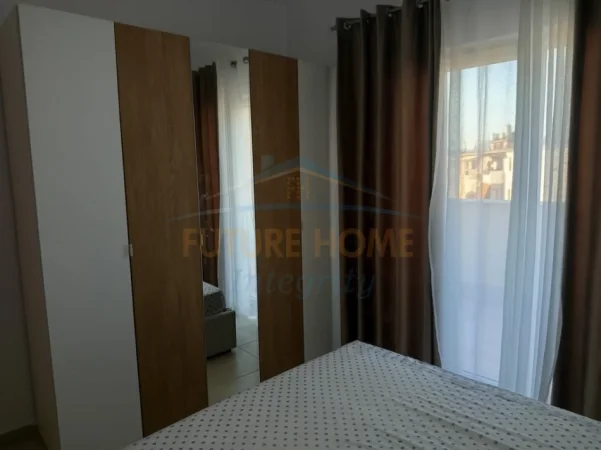 Tirane, jepet me qera apartament 2+1 Kati 3, 80 m² 700 € (Kompleksi Aura)