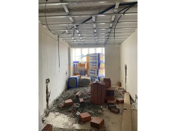 Tirane, shitet apartament 1+1 Kati 9, 68 m² 110.000 € (Unaza e re pranë Bar " Bohem")