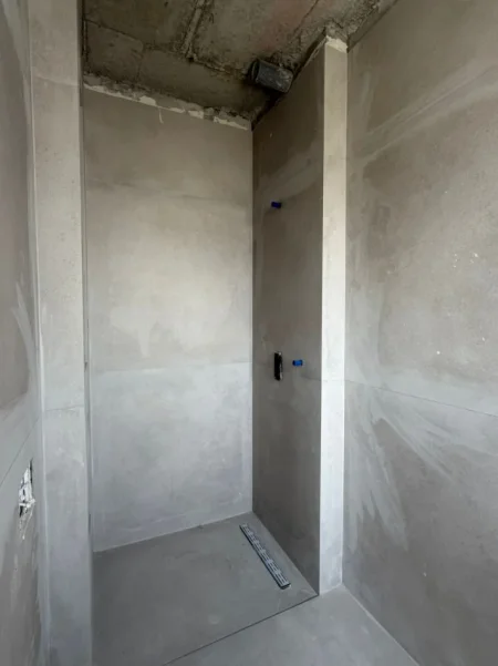 Tirane, shitet apartament 2+1 Kati 2, 126 m² 380.000 € 