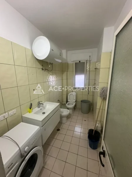 Durres, shitet apartament 2+1+Aneks+Ballkon Kati 2, 110 m² 125.000 € (Vila Zogut,Durres)