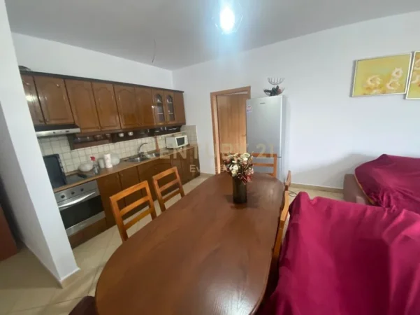 Tirane, jepet me qera apartament 1+1 , Fresk, Kati 4,  350 €