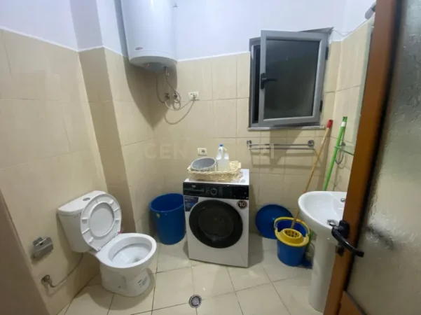 Tirane, jepet me qera apartament 1+1 , Fresk, Kati 4,  350 €