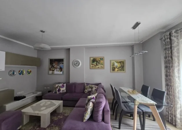 Tirane, jepet me qera apartament 2+1 Kati 4, 100 m² 60.000 € 