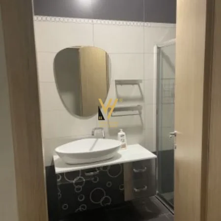 Tirane, jepet me qera apartament 2+1+Ballkon Kati 1, 98 m² 670 € (KODRA E DIELLIT)