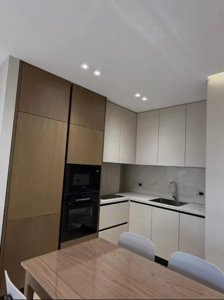 Tirane, jepet me qera apartament 1+1 Kati 4, (myslym shyri)