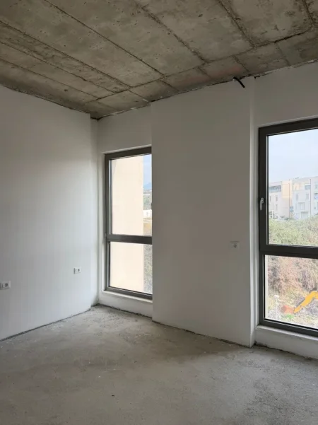 Tirane, shitet apartament , 126 m² (Liqeni i Thatë)