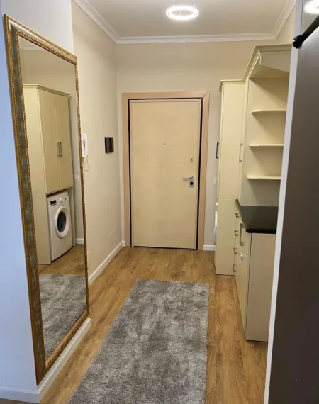 Tirane, jepet me qera apartament 2+1 Kati 2, 80 m² 800 € (Rruga Gramoz Pashko)