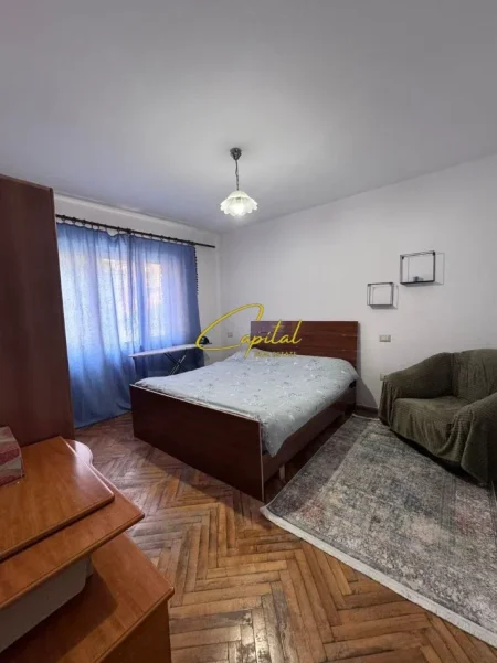 Tirane, jepet me qera apartament 1+1 Kati 3, 57 m² 380 € (RRUGA NAIM FRASHERI)