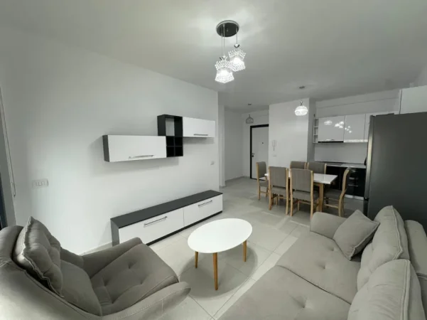Tirane, jepet me qera apartament 1+1 Kati 2, 50 m² 500 € (Casa Italia)