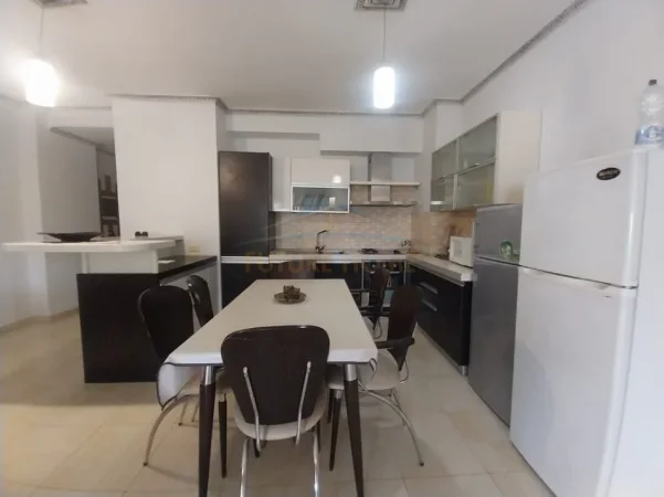 jap me qera apartament 2+1+Ballkon Kati 6, 128 m² 600 € (ZOGU I ZI)