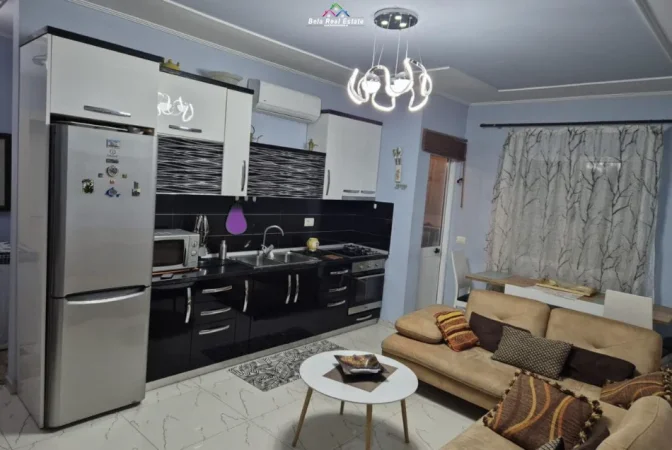 Tirane, jepet me qera apartament 2+1 Kati 6, 90 m² 670 € (Rruga Petro Nini Luarasi)