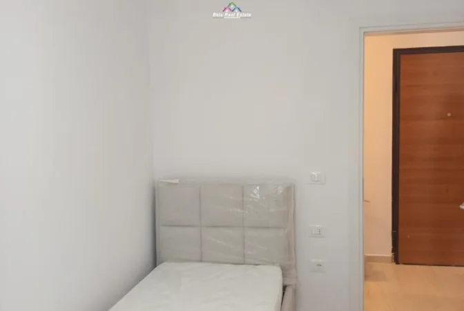 Tirane, jepet me qera apartament 2+1 , 80 m² 700 € (dritan hoxha)