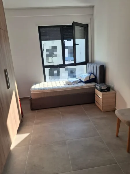 Tirane, jepet me qera apartament 2+1 Kati 6, 94 m² 630 € (porcelan)