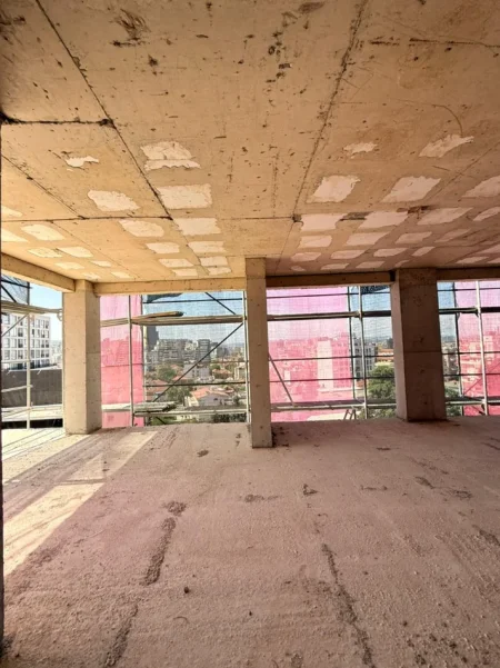 Tirane, shitet apartament 3+1 Kati 9, 147 m² 309.000 € (Rruga e Dibres)