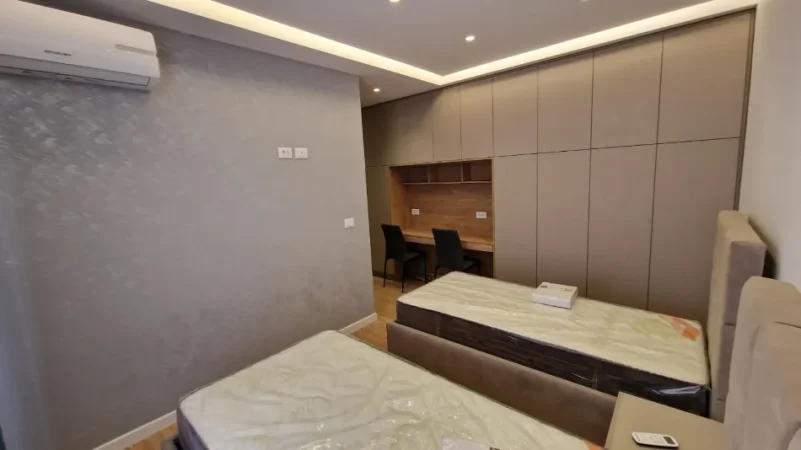 Tirane, shitet apartament 2+1 Kati 3, 100 m² 