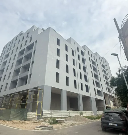 Tirane, shitet apartament 1+1 , 60 m² 88.000 € 