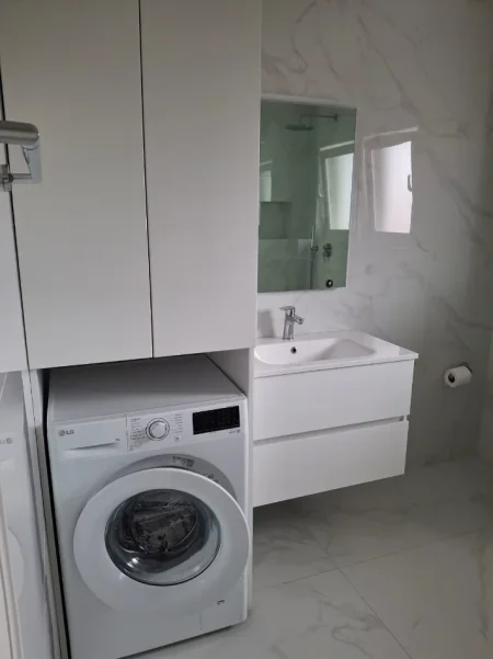 🏡 Jepet me qira hyrje private 2-katëshe – pranë Vilave Gjermane 🌿 4+1+3+ballkon me vlere 800 Euro