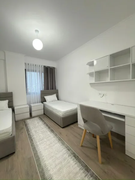 Tirane, jepet me qera 2+1 , (Oasis)