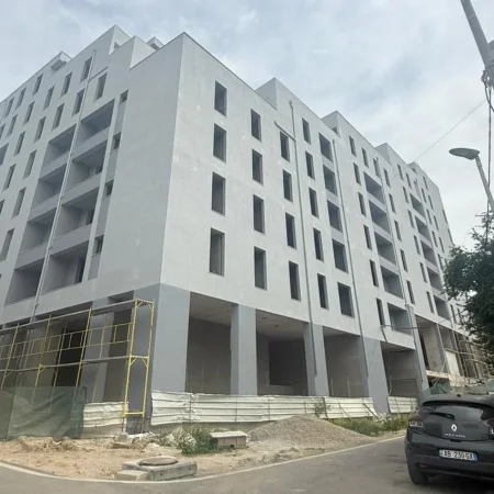 Tirane, shitet apartament 1+1 Kati 7, 60 m² 88.000 € (ISH BURGU GRAVE)