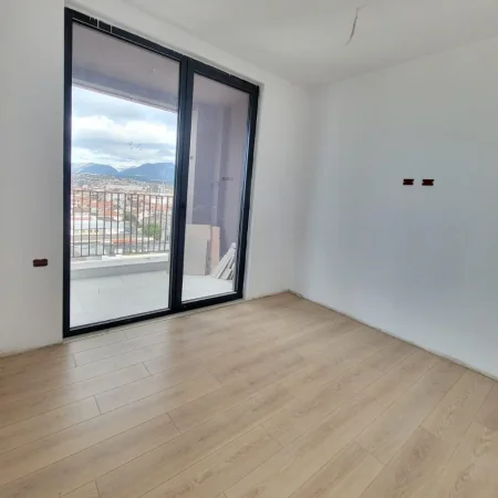 Tirane, shitet apartament 1+1 Kati 9, 76 m² 120.000 € (REZIDENCA 5D)