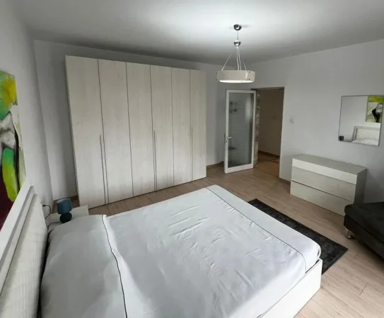 Tirane, jepet me qera apartament 2+1+Ballkon Kati 4, 100 m² 888 € (Rruga Tish Dahia)